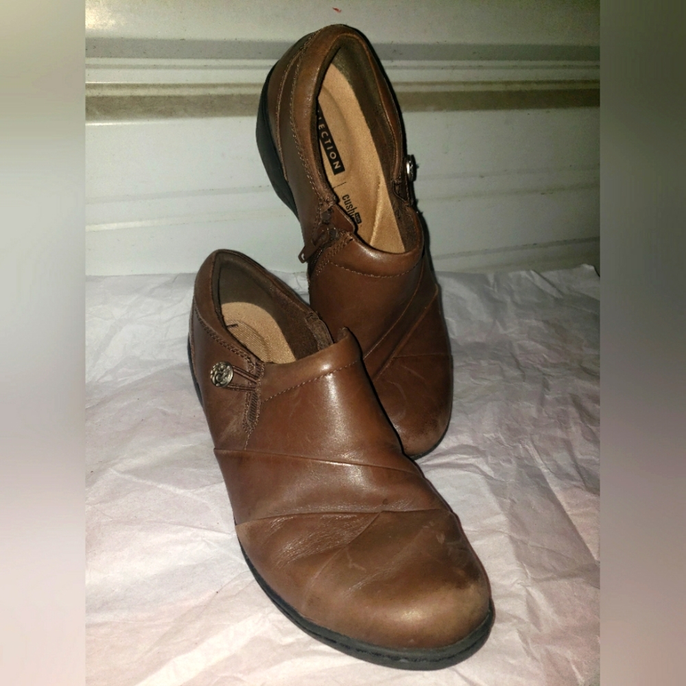 Size 8 Clarks women’s Channing Ann Brown Leather Comfort Shoes